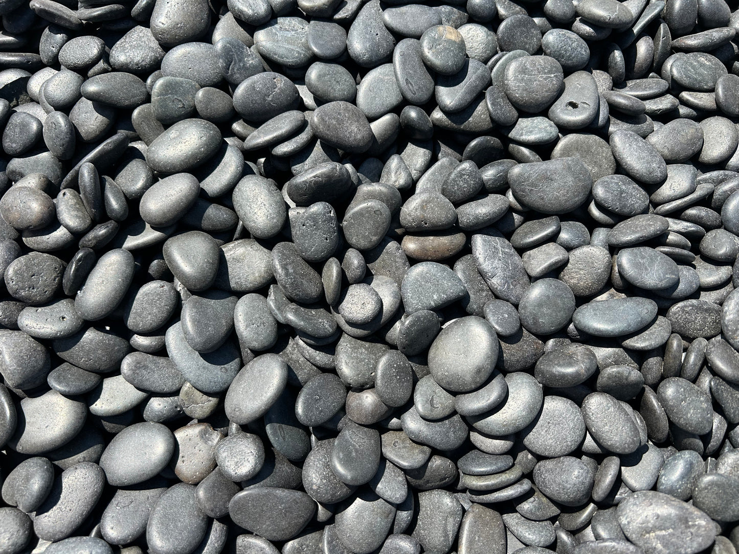 Mexican Beach Pebbles Black Polished