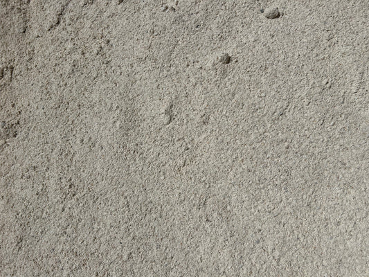White decomposed granite with clean white and light gray tones