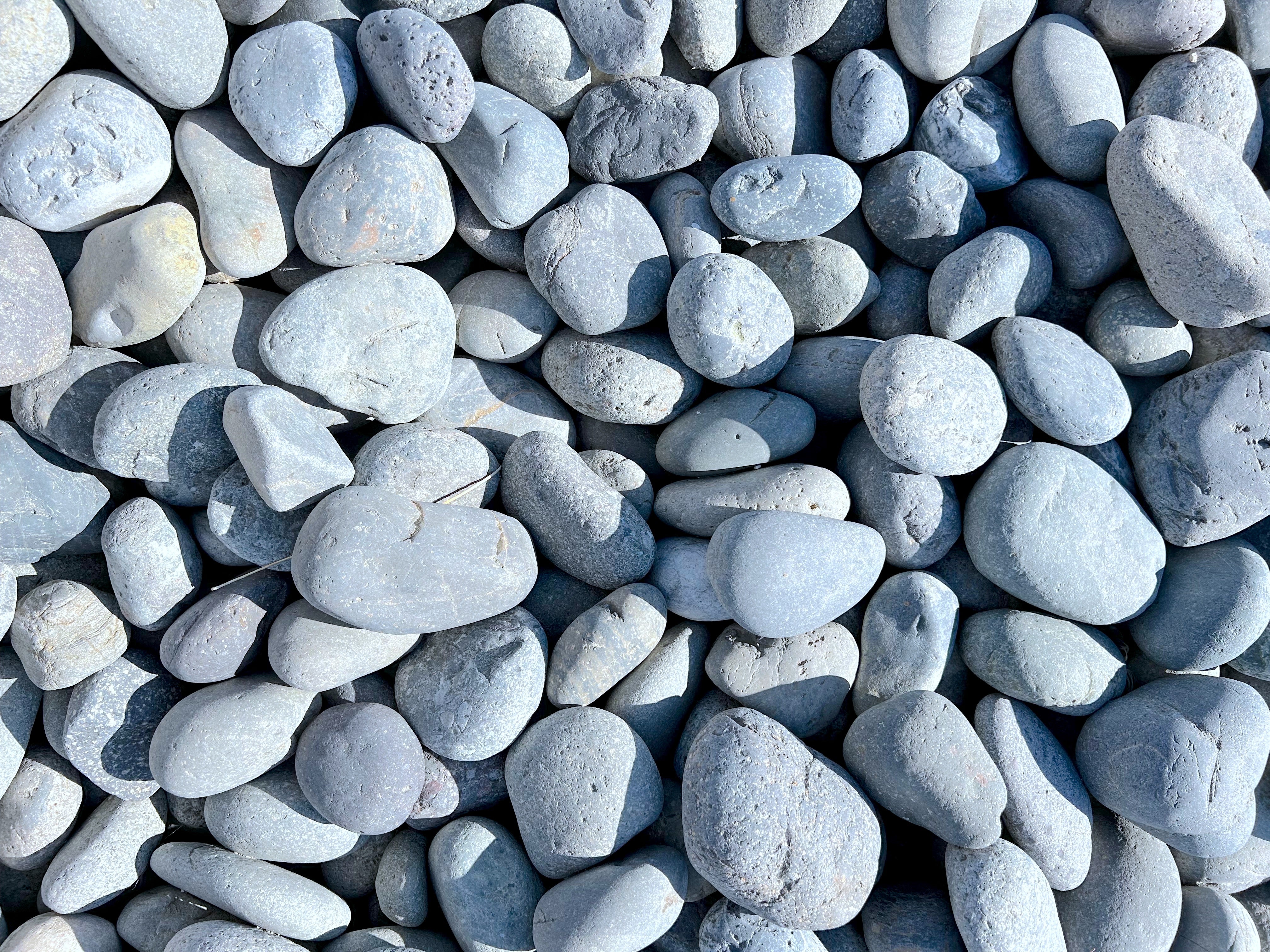 Mexican Beach Pebbles Black – Low Desert Rock Supply Inc